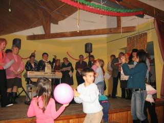 2006-01-14 - 21-11-36 Répafőző verseny-Miklósfa 124.jpg 2006-01-14 - 21-11-36 Répafőző verseny-Miklósfa 124.jpg