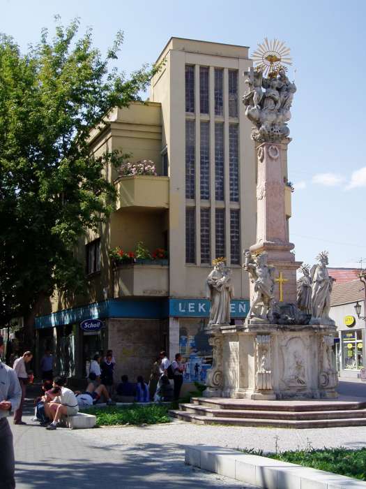 Komárom (Komárno), Klapka tér 08.jpg Komárom (Komárno), Klapka tér 08.jpg