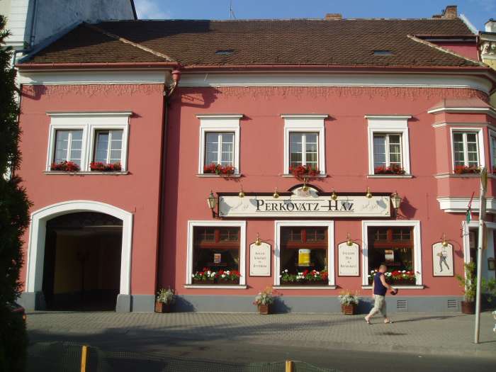Sopron, Széchenyi tér 12.jpg Sopron, Széchenyi tér 12.jpg